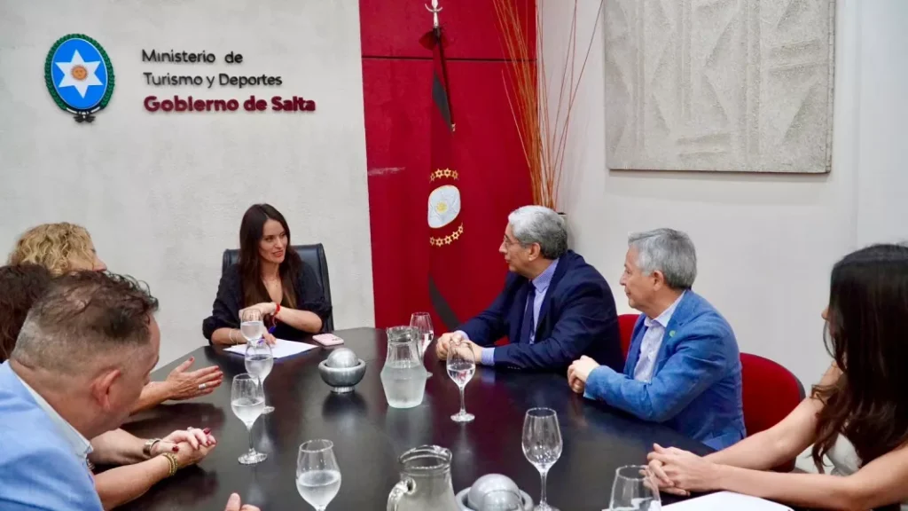 Reunión de autoridades
