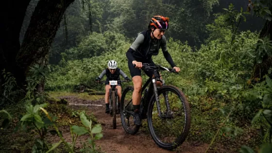 Ciclistas de montaña