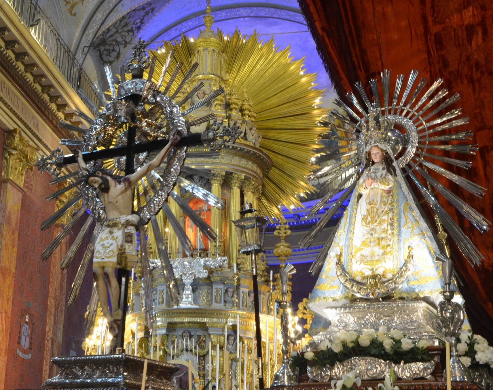 Señor y Virgen del Milagro en la Catedral de Salta